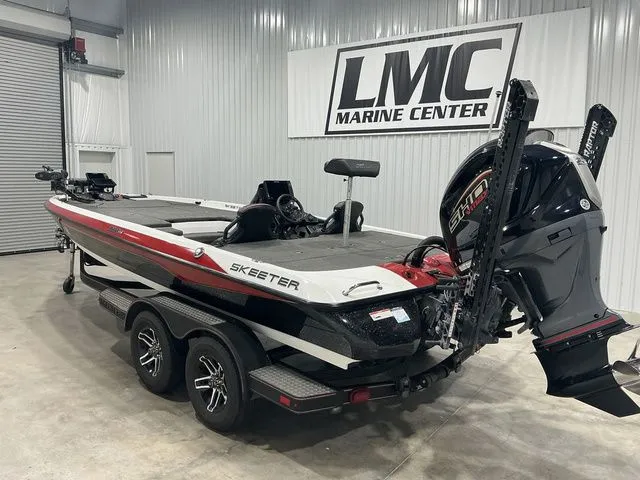 Slide: The Image of Skeeter ZXR21 2022 - 3