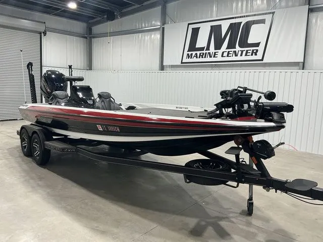 Slide: The Image of Skeeter ZXR21 2022 - 4