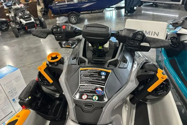 Slide: The Image of Sea-Doo PWC FISHP T 170 AUD GY IBR IDF 26 2026 - 13