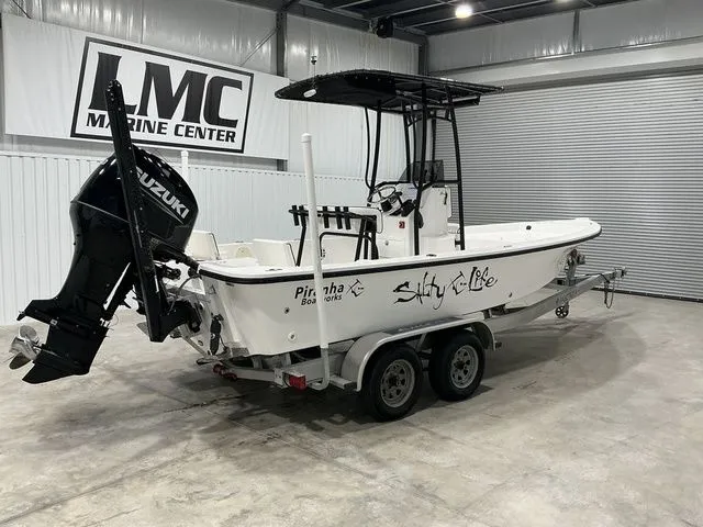 Slide: The Image of Piranha B2200 2023 - 4