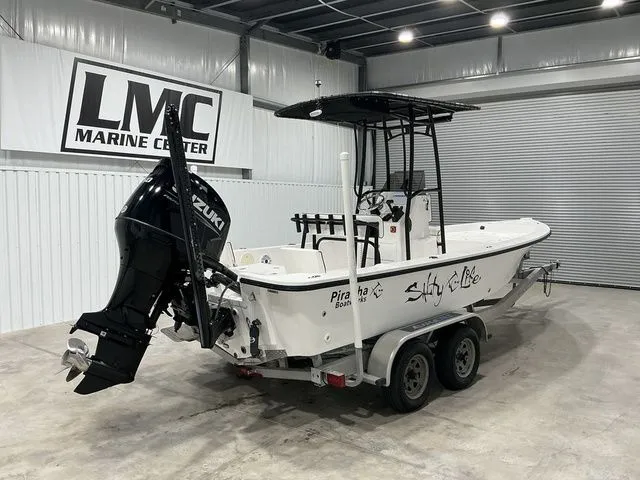 Slide: The Image of Piranha B2200 2023 - 7