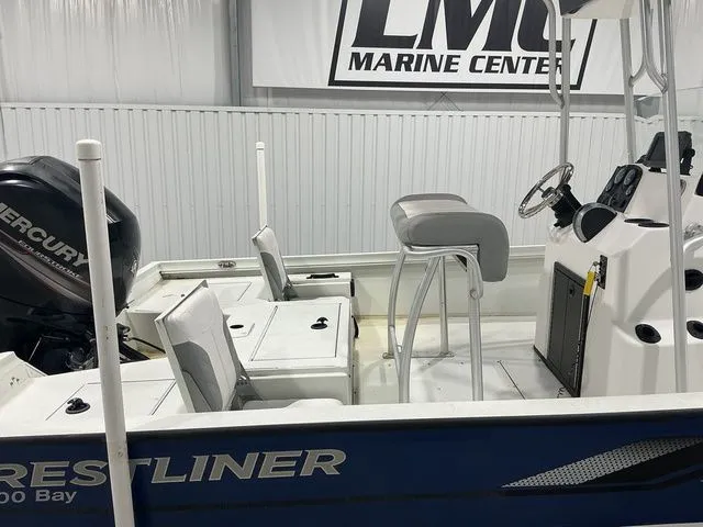 Slide: The Image of Crestliner 2200 BAY T TOP 150 HP 2018 - 12
