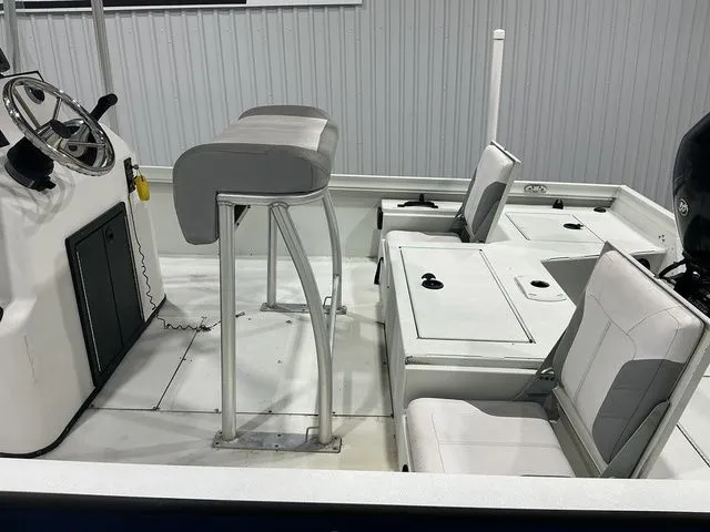 Slide: The Image of Crestliner 2200 BAY T TOP 150 HP 2018 - 17