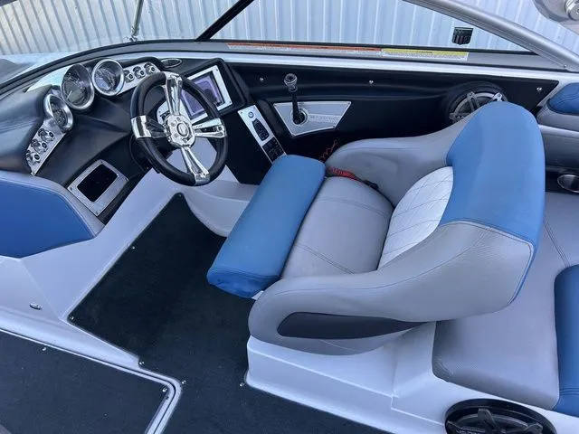 Slide: The Image of MasterCraft X-45 2012 - 15