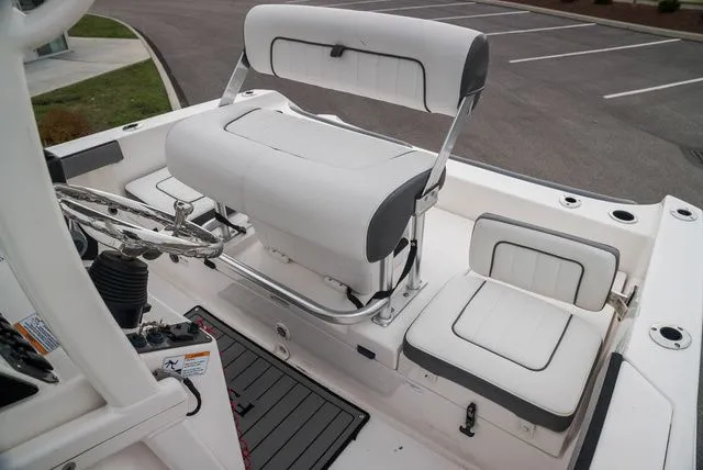 Slide: The Image of Yamaha 210 FSH Sport 2019 - 7