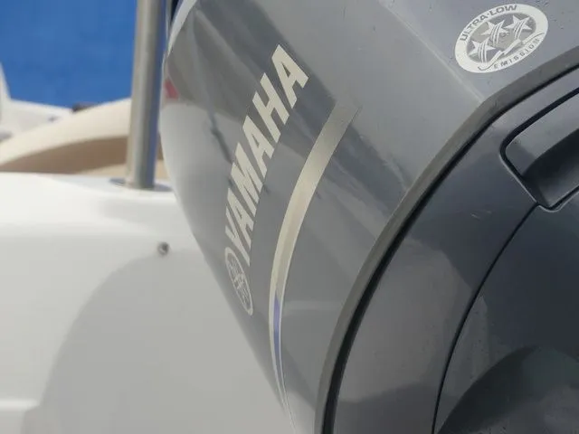 Slide: The Image of NauticStar 193 SC 2022 - 10