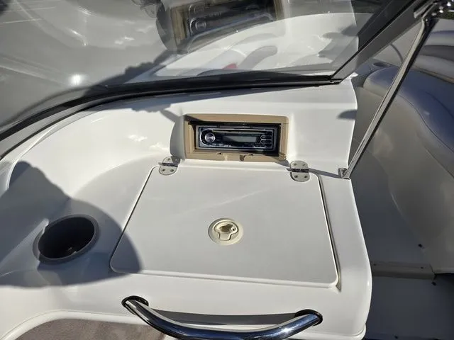 Slide: The Image of Stingray 195 LR 2005 - 13