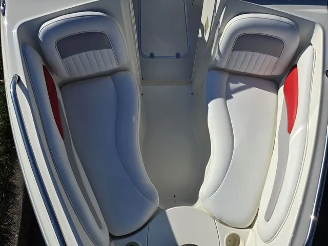 Slide: The Image of Stingray 195 LR 2005 - 19