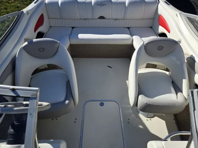 Slide: The Image of Stingray 195 LR 2005 - 21