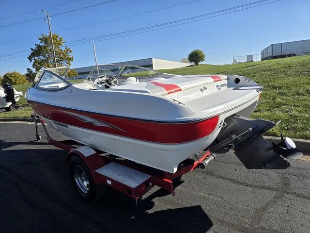 Slide: The Image of Stingray 195 LR 2005 - 4