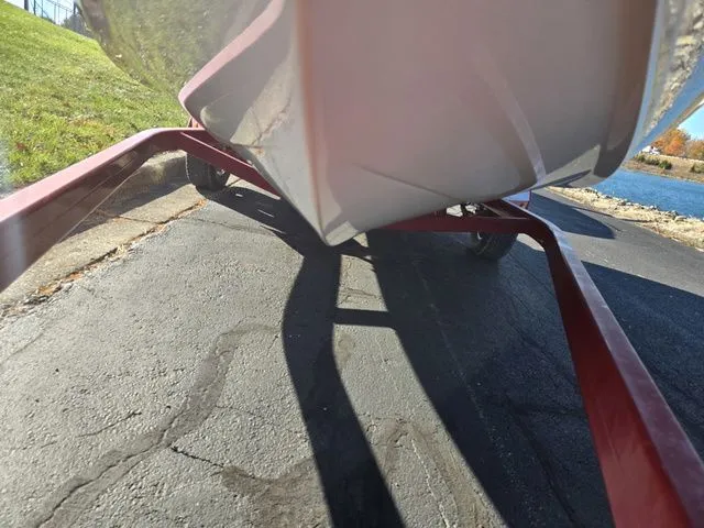 Slide: The Image of Stingray 195 LR 2005 - 8