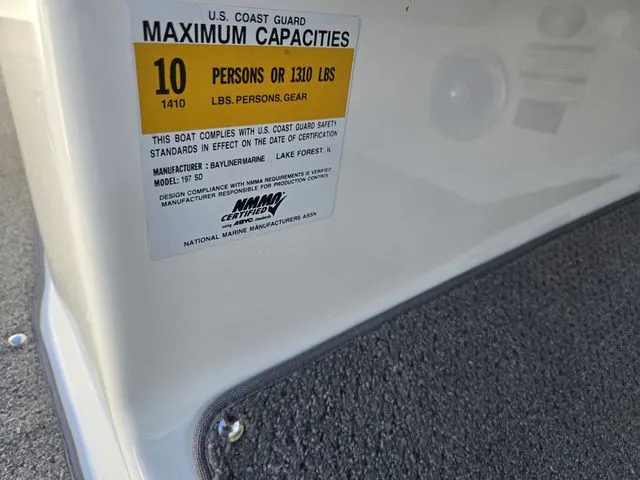 Slide: The Image of Bayliner 197 Deck Boat 2011 - 13