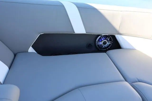 Slide: The Image of Evotti 521 CS 2026 - 17