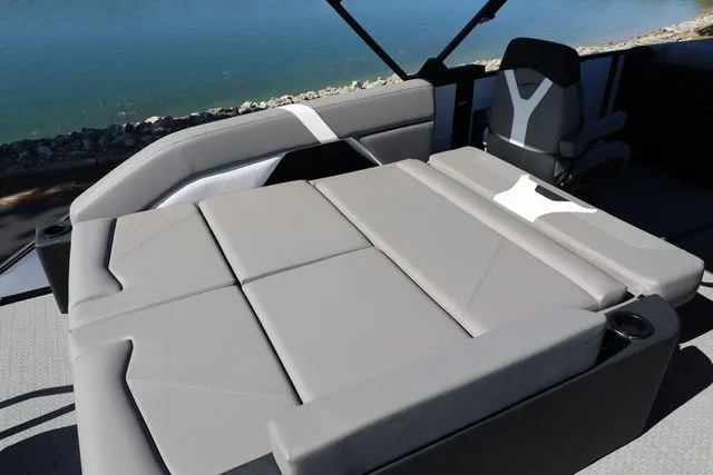 Slide: The Image of Evotti 521 CS 2026 - 25