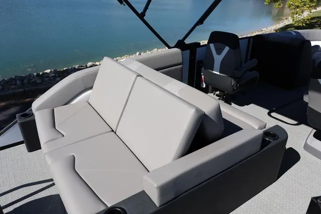 Slide: The Image of Evotti 521 CS 2026 - 26