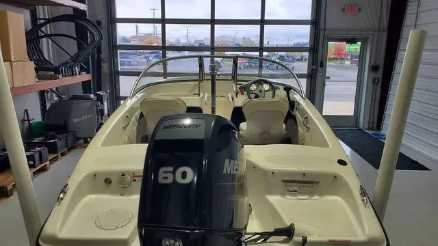 Slide: The Image of Bayliner 160 Bowrider 2013 - 5