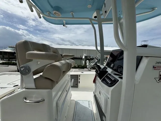 Slide: The Image of NauticStar 265 XTS 2018 - 10