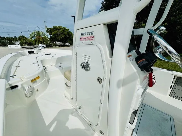 Slide: The Image of NauticStar 265 XTS 2018 - 13