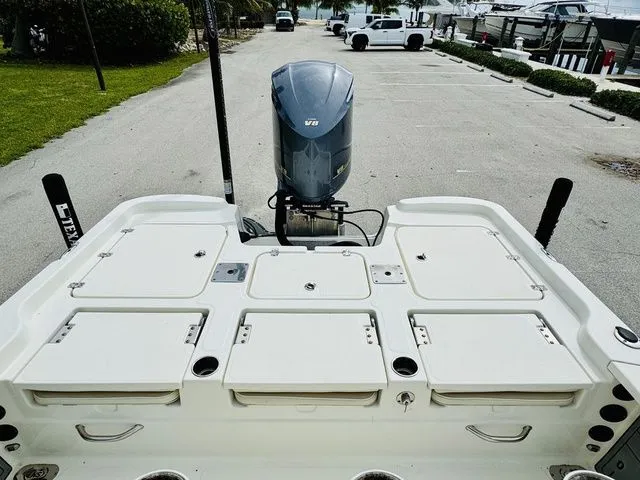 Slide: The Image of NauticStar 265 XTS 2018 - 6