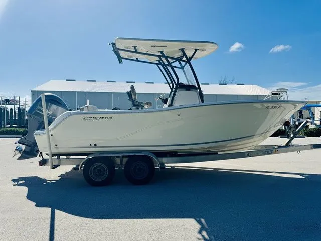 Slide: The Image of Sea Fox 228 Commander 2021 - 20