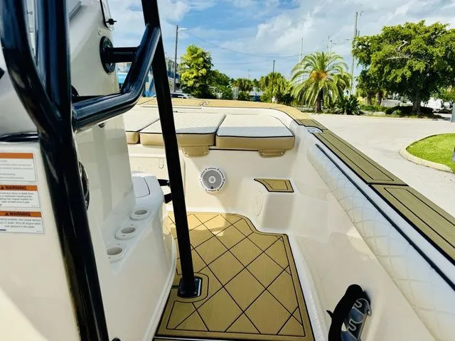 Slide: The Image of Carolina 19 LS 2021 - 11