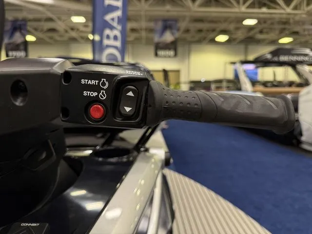 Slide: The Image of Yamaha Crosswave® 2026 - 18