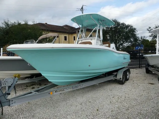 The Image of Pioneer 222 Islander 2026 - 1