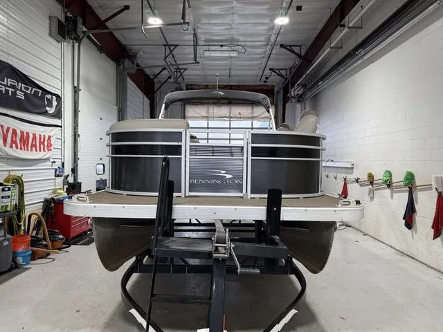 Slide: The Image of Bennington 21 SL 2017 - 2