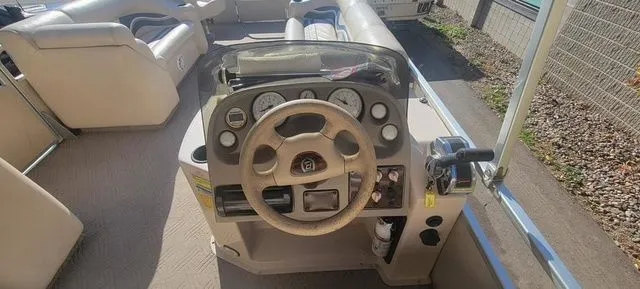 Slide: The Image of Premier Escapade 25 2002 - 10