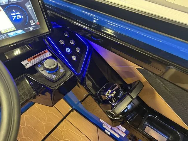 Slide: The Image of Yamaha 255XD 2026 - 23