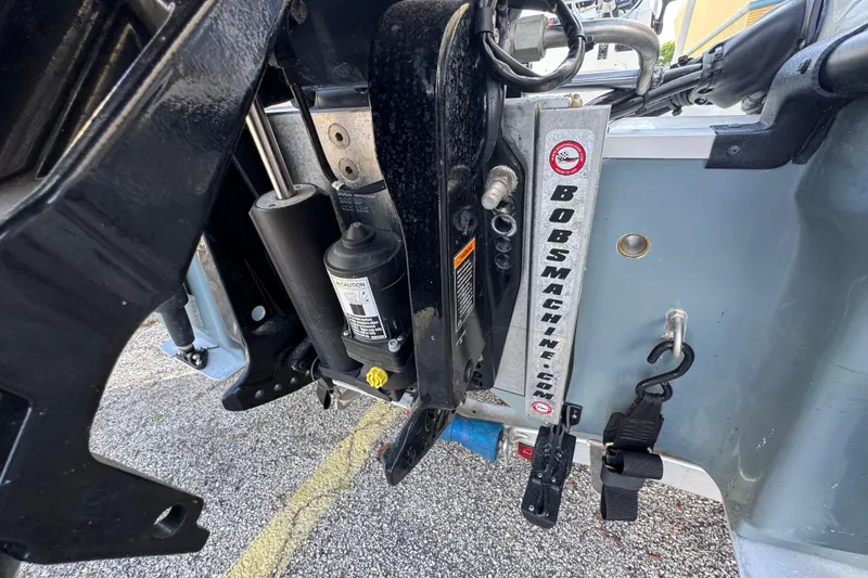 Slide: The Image of 2023 Mako 18 LTS boat with Bob's Machine hydraulic jack plate. - 6