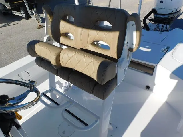 Slide: The Image of Blazer 2550 GTS 2026 - 25