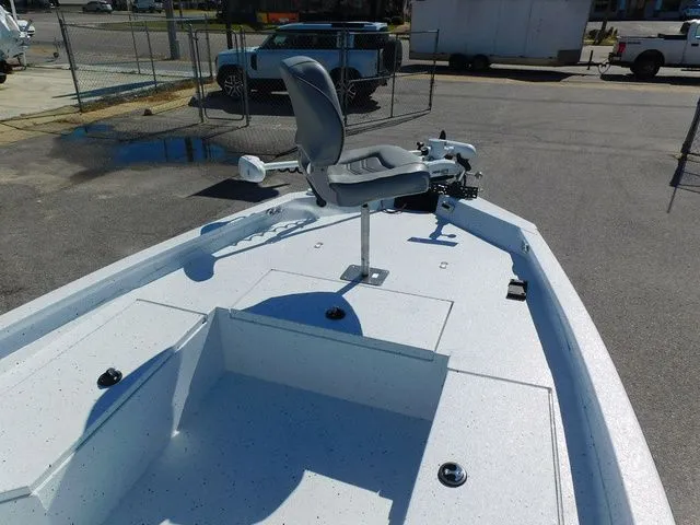 Slide: The Image of Xpress H22B 2024 - 10