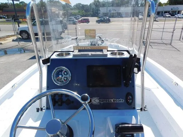 Slide: The Image of Xpress H22B 2024 - 6