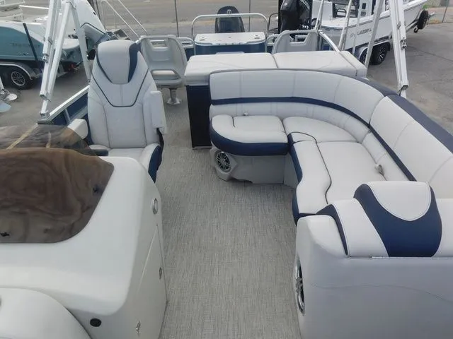 Slide: The Image of Avalon Catalina Rear Fish 23 FT 2023 - 8