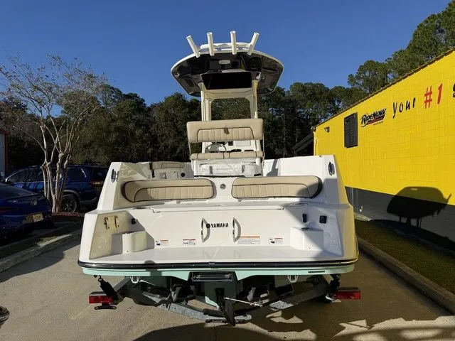 Slide: The Image of Yamaha 222 FSH Sport E 2026 - 11