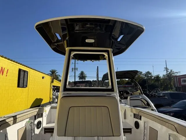 Slide: The Image of Yamaha 222 FSH Sport E 2026 - 27