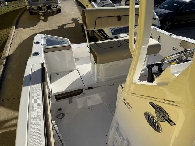 Slide: The Image of Yamaha 222 FSH Sport E 2026 - 34