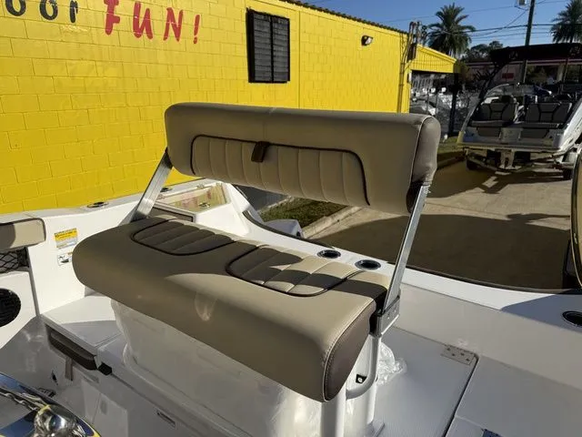 Slide: The Image of Yamaha 222 FSH Sport E 2026 - 37