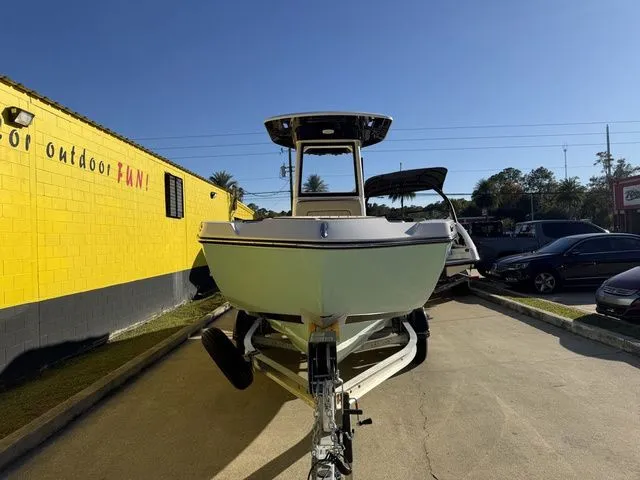 Slide: The Image of Yamaha 222 FSH Sport E 2026 - 6