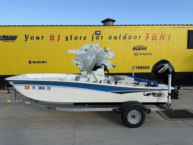 Slide: The Image of Mako Pro Skiff 15 CC 2023 - 1
