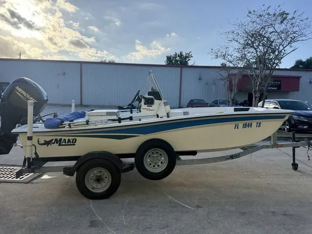 Slide: The Image of Mako Pro Skiff 15 CC 2023 - 10