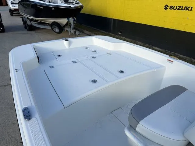 Slide: The Image of Mako Pro Skiff 15 CC 2023 - 19