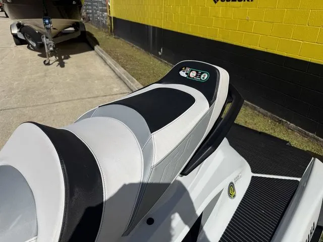 Slide: The Image of Yamaha VX Cruiser HO 2024 - 14