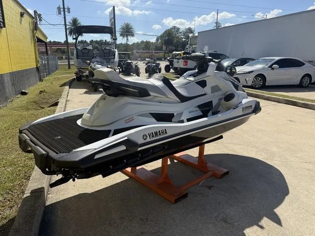 Slide: The Image of Yamaha VX Cruiser HO 2024 - 8