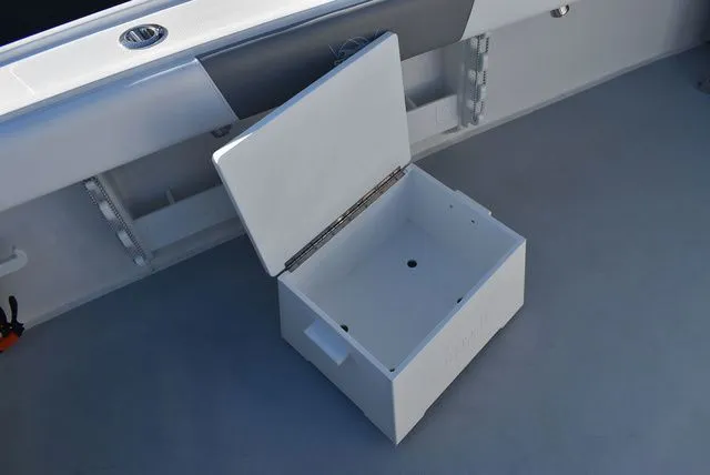 Slide: The Image of Steiger Craft 255 Miami 2026 - 28