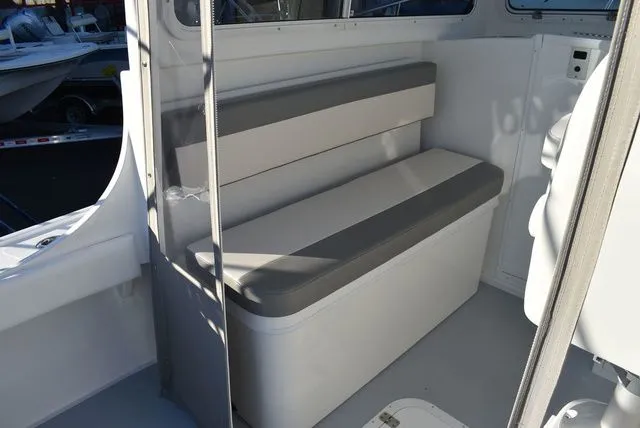 Slide: The Image of Steiger Craft 255 Miami 2026 - 34