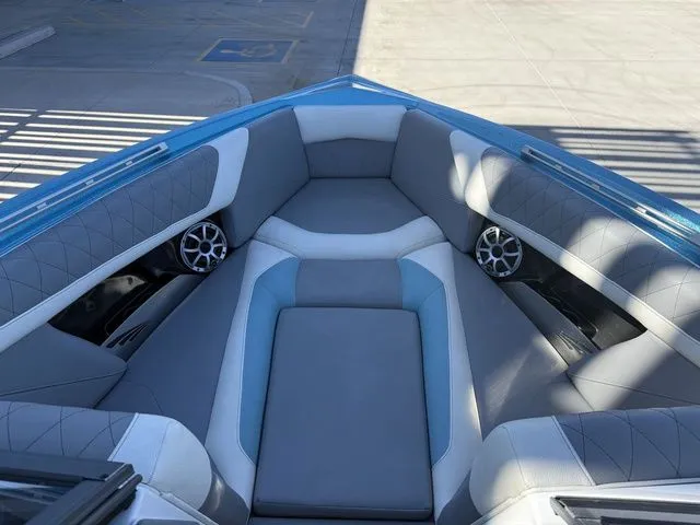 Slide: The Image of Tige Z3 2018 - 11