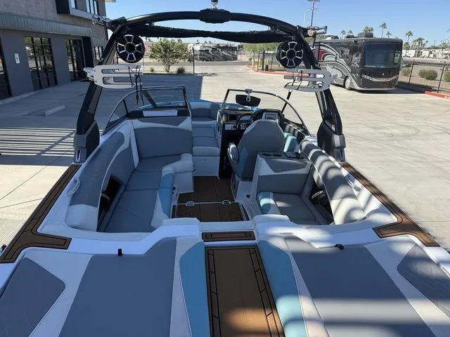 Slide: The Image of Tige Z3 2018 - 9