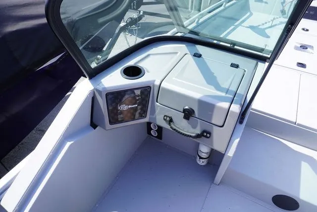 Slide: The Image of G3 Sportsman 2400 2025 - 18